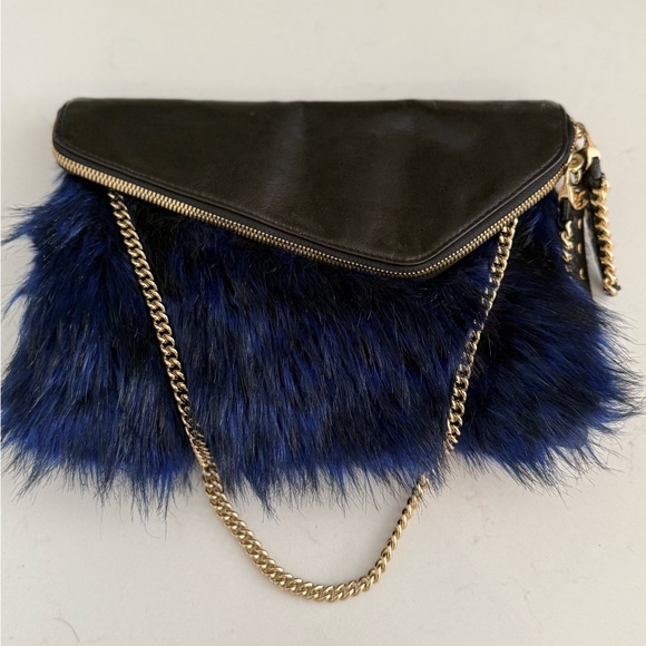 Henri Bendel Foldover Clutch / Shoulder Black Calf w/blue fur Bag ~ EUC & Rare - Picture 10 of 16